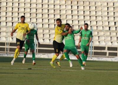 لیگ برتر فوتبال، سپاهان برای شکست قعرنشین به زحمت افتاد، حفظ فاصله دو امتیازی با پرسپولیس